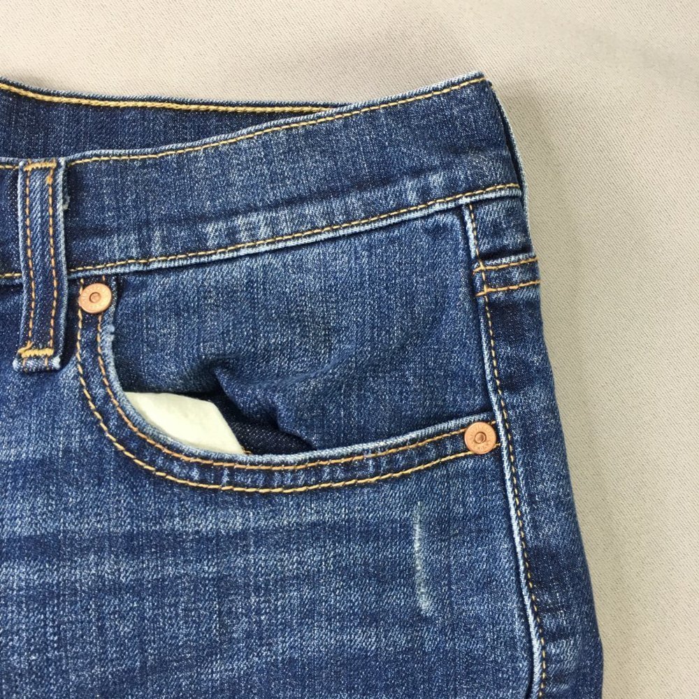 Levis 515 Cut Off Jean Short 12 Womens Dark Blue Denim Casual #1127 - Picture 3 of 11